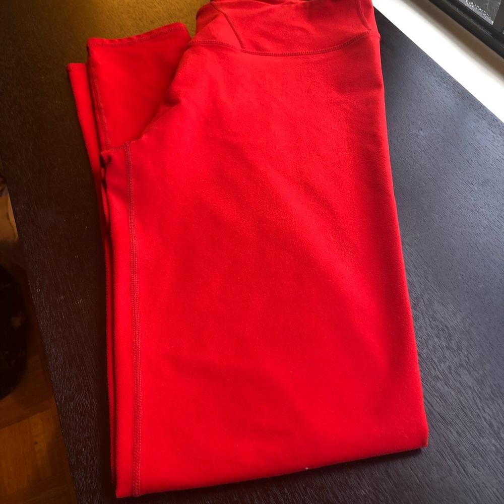 Red Fabletics Leggings